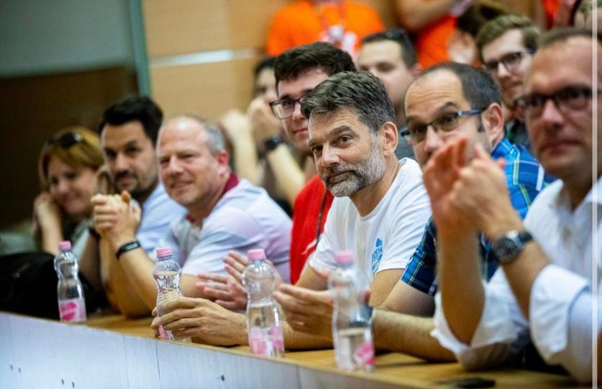 Üdvözöljük a Gólyákat!