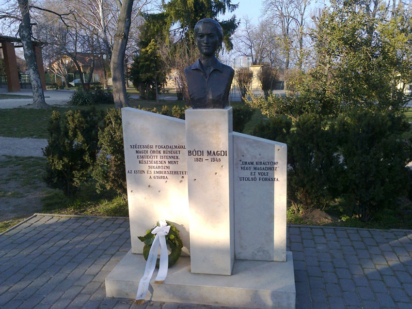 A pilgrimage on foot from Veszprém to Litér for the celebration of the beatification of Mária Magdolna Bódi, a young worker martyred in 1945
