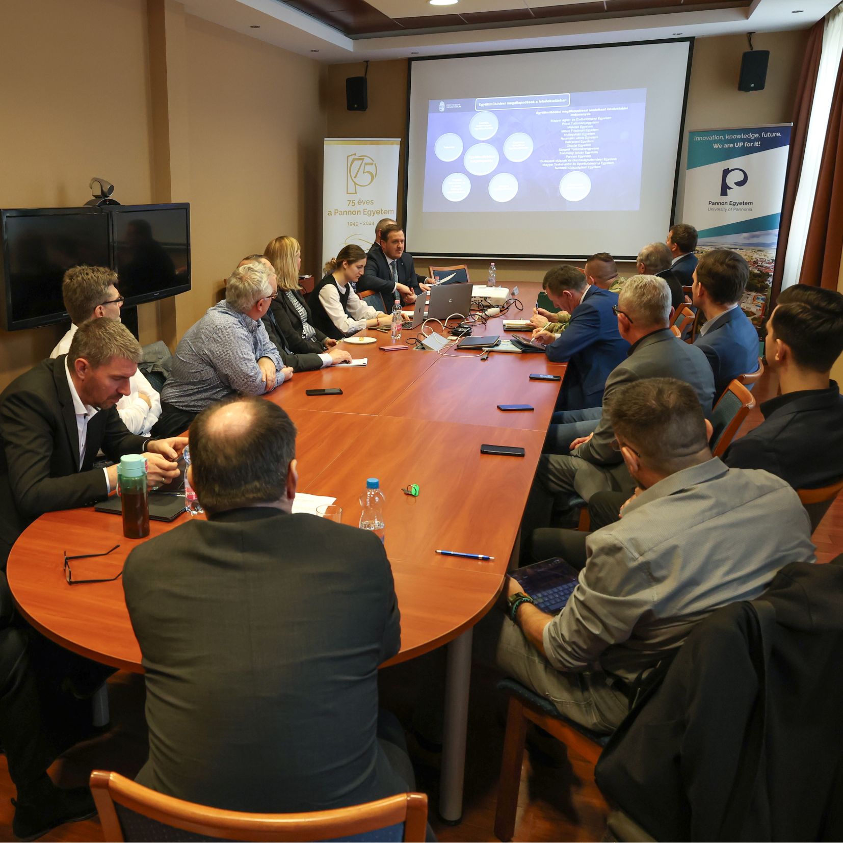 Magyar Rektori Konferencia ülés a Pannonon